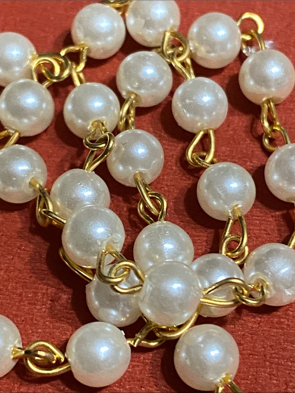 Gold Cameo Pendant Necklace with Faux Pearl Chain - Picture 7 of 7